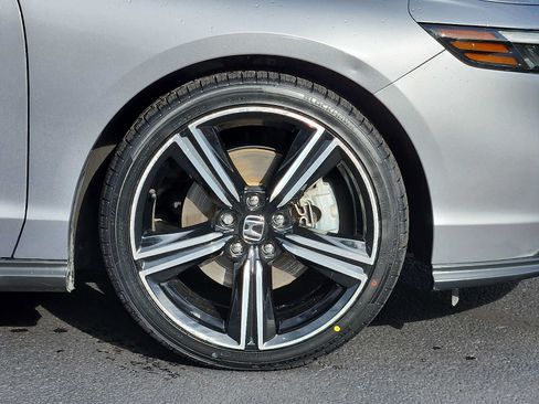 Used 2023 Honda Accord Sport image 8