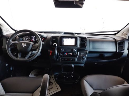 Used 2024 RAM ProMaster 2500 w/ Convenience Group FWD image 37