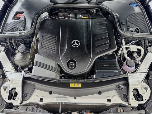 Used 2022 Mercedes-Benz E 450 Coupe image 11