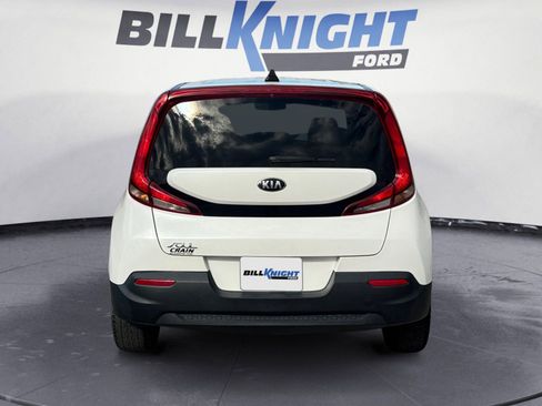 Used 2020 Kia Soul LX image 4