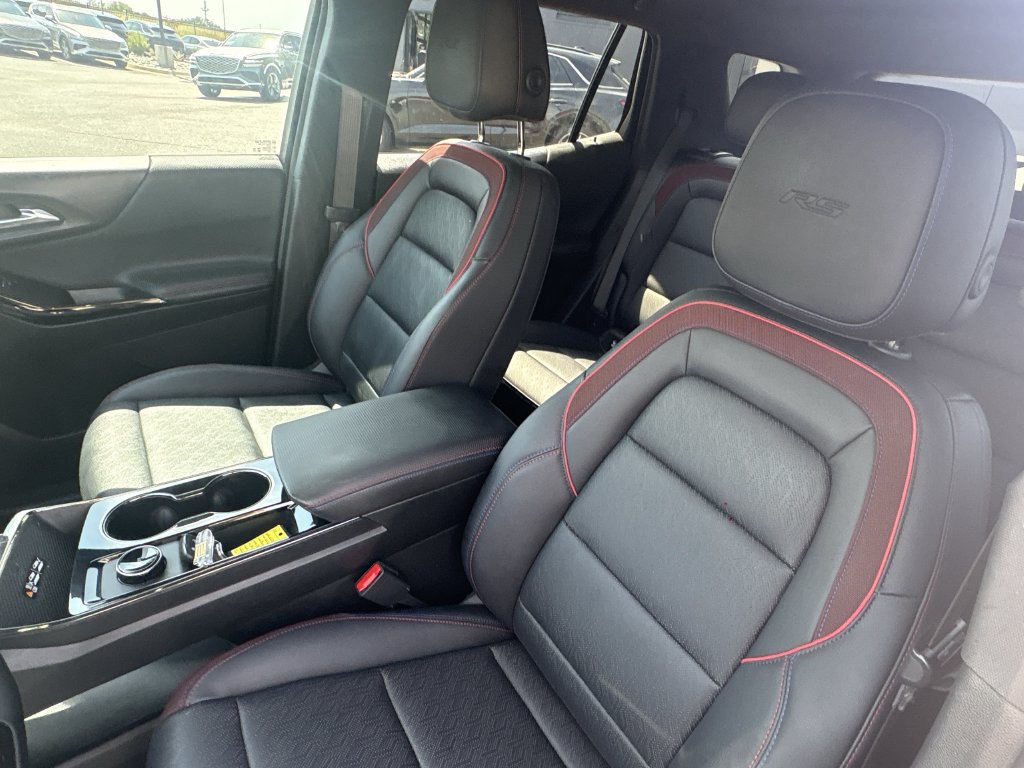 Used 2025 Chevrolet Equinox RS w/ Safety and Technology Package AWD/4WD image 23