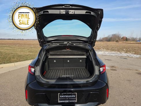 Used 2025 Toyota Corolla SE image 30