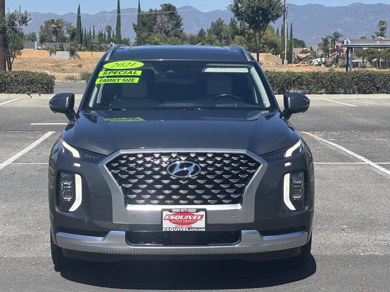 Used 2021 Hyundai Palisade Calligraphy w/ Winter Package AWD/4WD image 3
