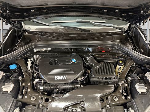 Used 2017 BMW X1 xDrive28i w/ Premium Package AWD/4WD image 25
