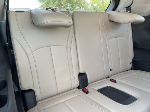 Used 2025 INFINITI QX60 Sensory w/ Vision Package AWD/4WD image 30