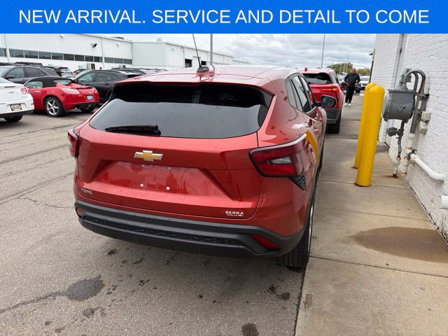 Used 2024 Chevrolet Trax LS FWD image 10
