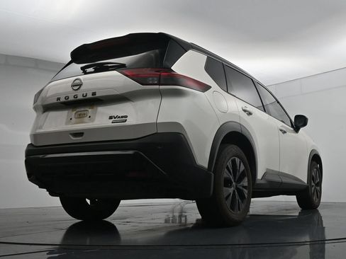 Used 2023 Nissan Rogue SV w/ SV Premium B Package AWD/4WD image 22