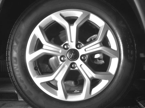 Used 2025 Jeep Compass Latitude image 15