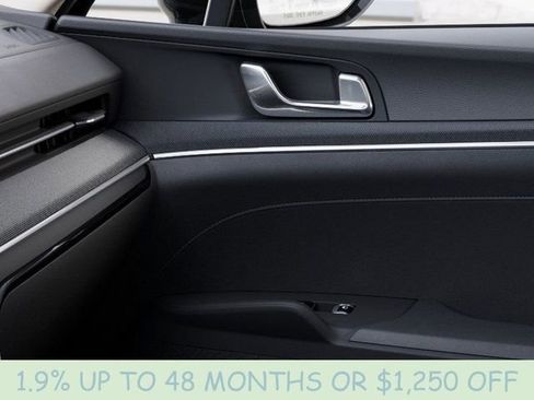 New 2026 Kia K5 LXS image 25