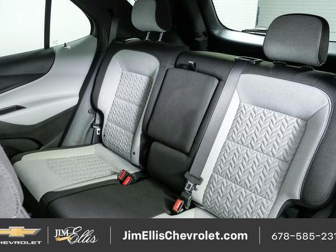 Certified 2024 Chevrolet Equinox LS w/ LS Convenience Package FWD image 17