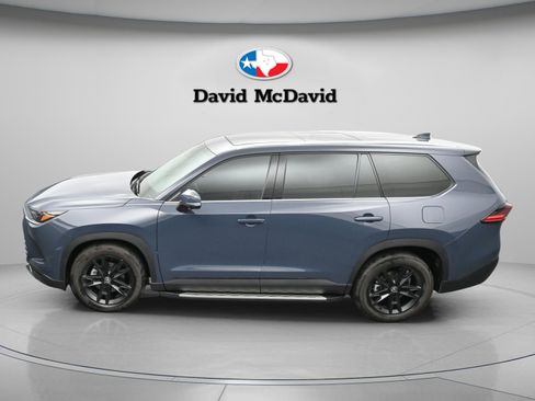 Used 2025 Toyota Grand Highlander AWD image 30