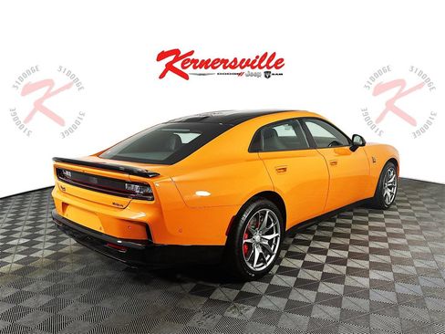 New 2026 Dodge Charger Daytona Scat Pack w/ Track Package image 7