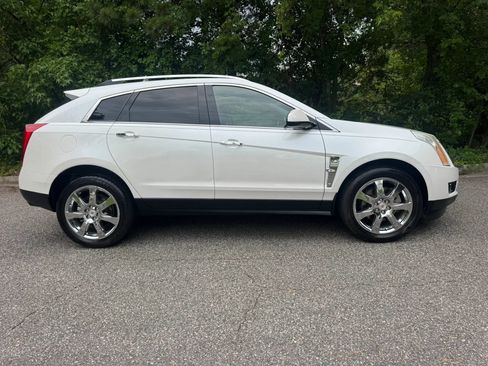 Used 2012 Cadillac SRX Premium FWD image 3