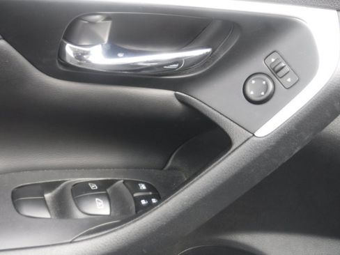 Used 2017 Nissan Altima 2.5 SL image 14