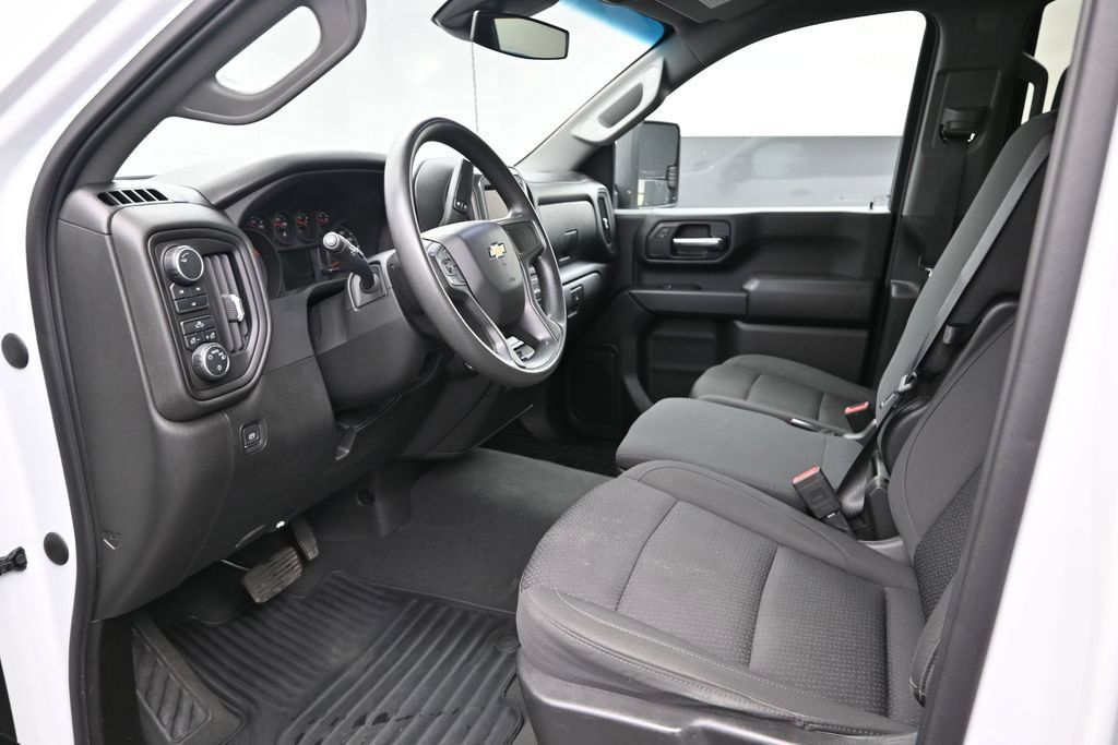 Used 2024 Chevrolet Silverado 2500 Custom AWD/4WD image 22