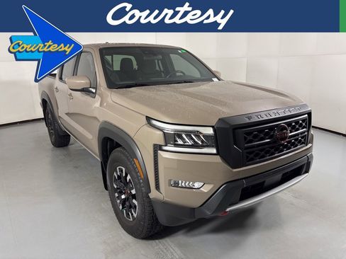 Used 2024 Nissan Frontier Pro-X image 1