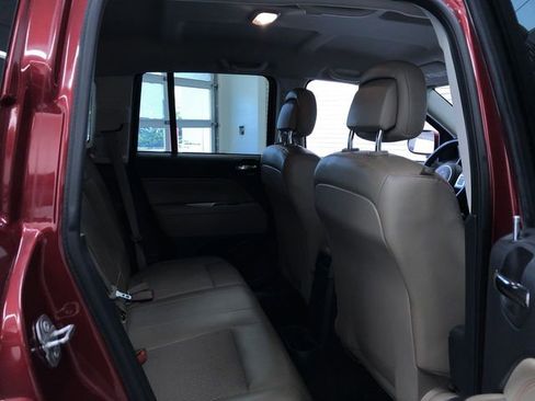 Used 2016 Jeep Compass Latitude AWD/4WD image 22