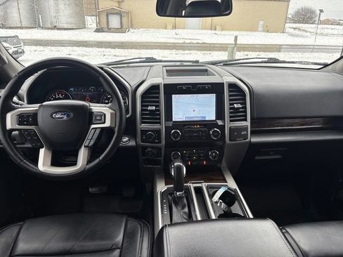 Used 2019 Ford F150 Lariat w/ Equipment Group 501A Mid image 28