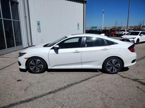 Used 2016 Honda Civic EX-T image 4