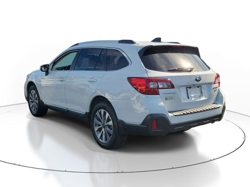 Used 2019 Subaru Outback 3.6R Touring w/ Popular Package #3A image 4
