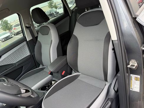 Used 2024 Volkswagen Taos S w/ MDO Package image 8