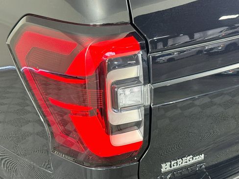 Used 2022 Ford Expedition Max Limited AWD/4WD image 57
