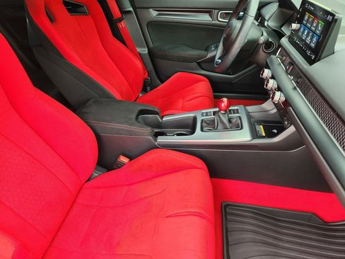 Certified 2025 Honda Civic Type R image 13