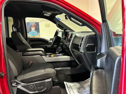 Used 2017 Ford F150 XLT w/ Equipment Group 302A Luxury image 13