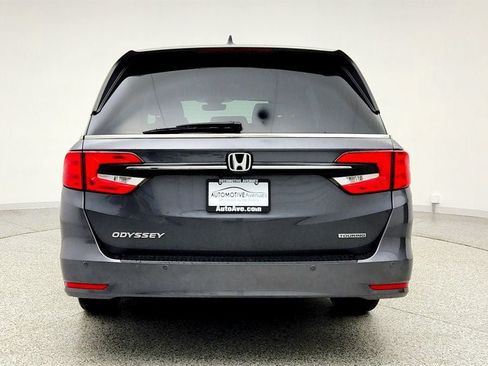 Used 2023 Honda Odyssey Touring image 6
