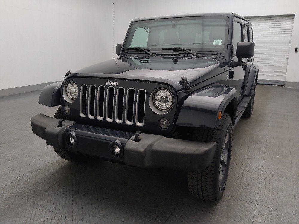 Used 2017 Jeep Wrangler Unlimited Sahara w/ Connectivity Group AWD/4WD image 15