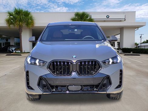 New 2026 BMW X6 xDrive40i w/ Executive Package image 2