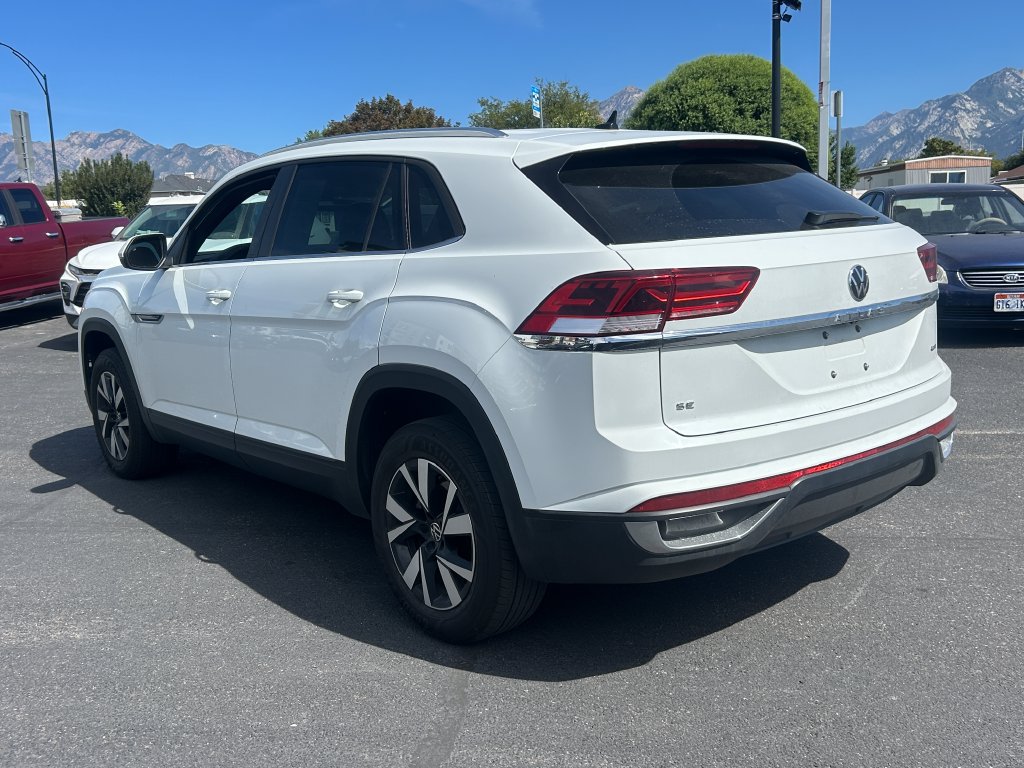 Used 2023 Volkswagen Atlas Cross Sport SE AWD/4WD image 7