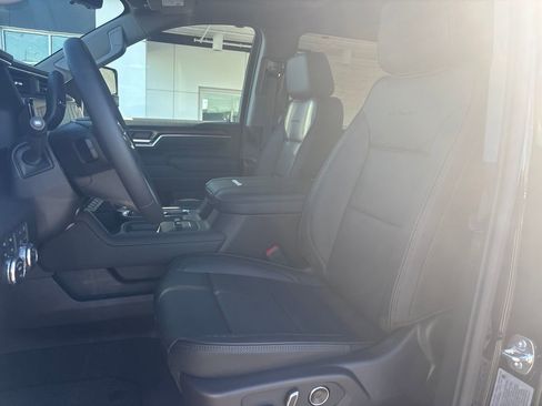 New 2026 GMC Sierra 2500 Denali w/ Denali Reserve Package image 12
