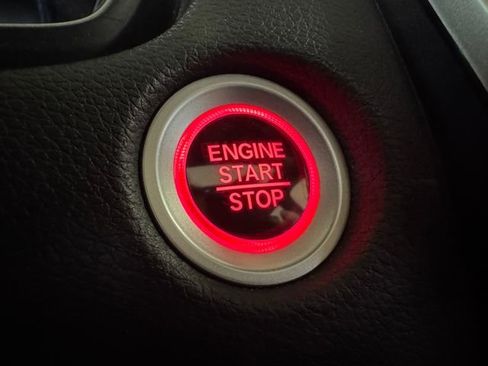 Used 2017 Honda CR-V EX-L image 12