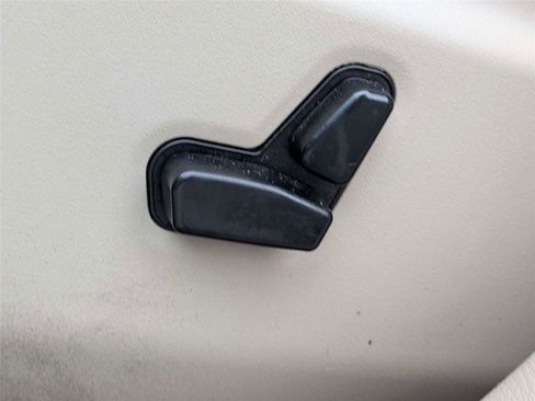 Used 2020 Jeep Grand Cherokee Limited w/ Premium Lighting Group image 23