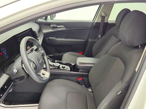 Used 2023 Kia Sportage LX AWD/4WD image 15