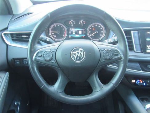 Used 2019 Buick Enclave Premium image 40