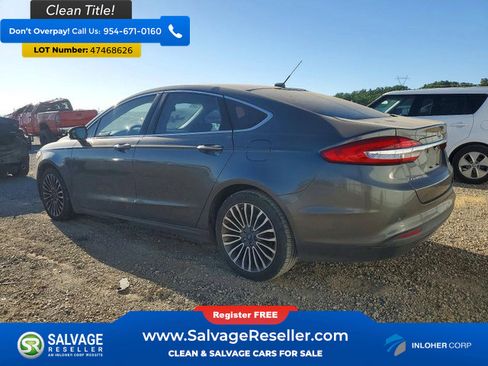 Used 2017 Ford Fusion SE w/ Fusion SE Technology Package FWD image 3