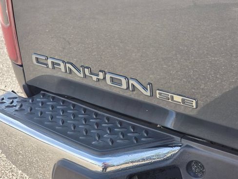 Used 2011 GMC Canyon SLE RWD image 9