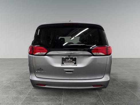 Used 2021 Chrysler Voyager Lxi FWD image 23