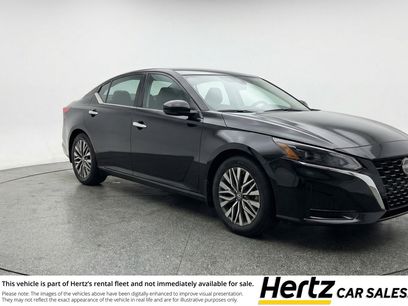 Used 2025 Nissan Altima 2.5 SV