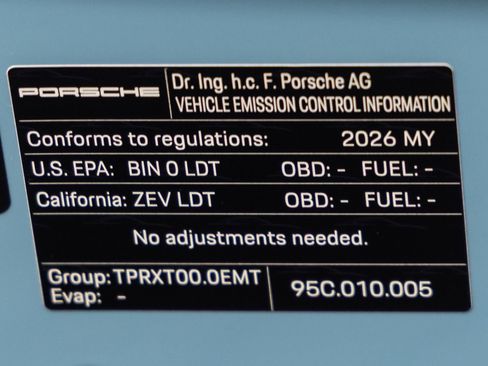 New 2026 Porsche Macan 4 Electric AWD/4WD image 38