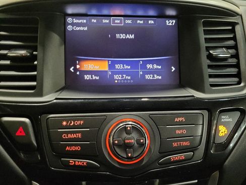 Used 2017 Nissan Pathfinder SV w/ SV Cold Weather Package AWD/4WD image 25
