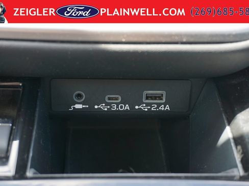 Used 2024 Subaru Outback Premium AWD/4WD image 22