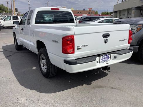 Used 2010 Dodge Dakota ST w/ Extra Security Group AWD/4WD image 12