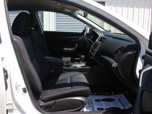 Used 2017 Nissan Altima 2.5 S w/ Power Driver Seat Package FWD image 19