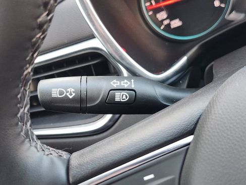 Used 2024 Chevrolet Equinox LT image 26