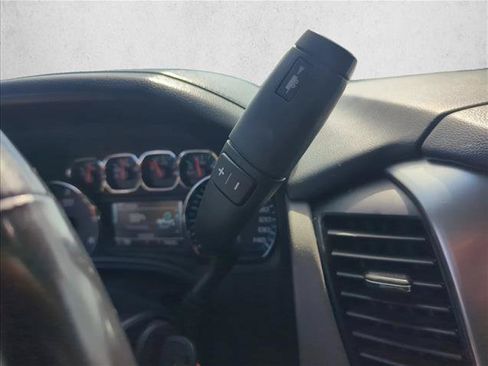 Used 2019 Chevrolet Tahoe LT RWD image 15