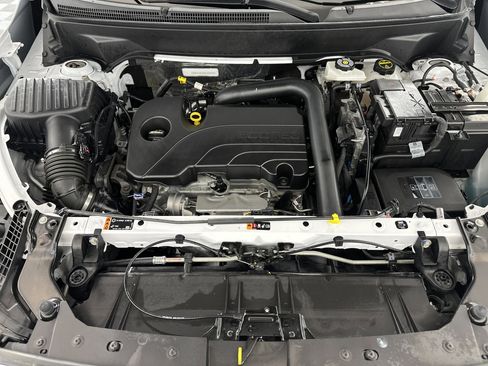 Certified 2024 GMC Terrain SLT image 11