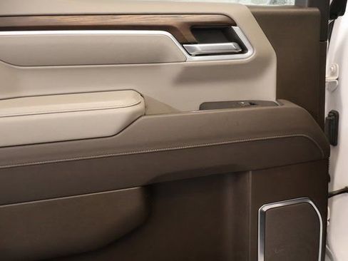 Used 2022 GMC Sierra 1500 SLT w/ SLT Convenience Package image 30